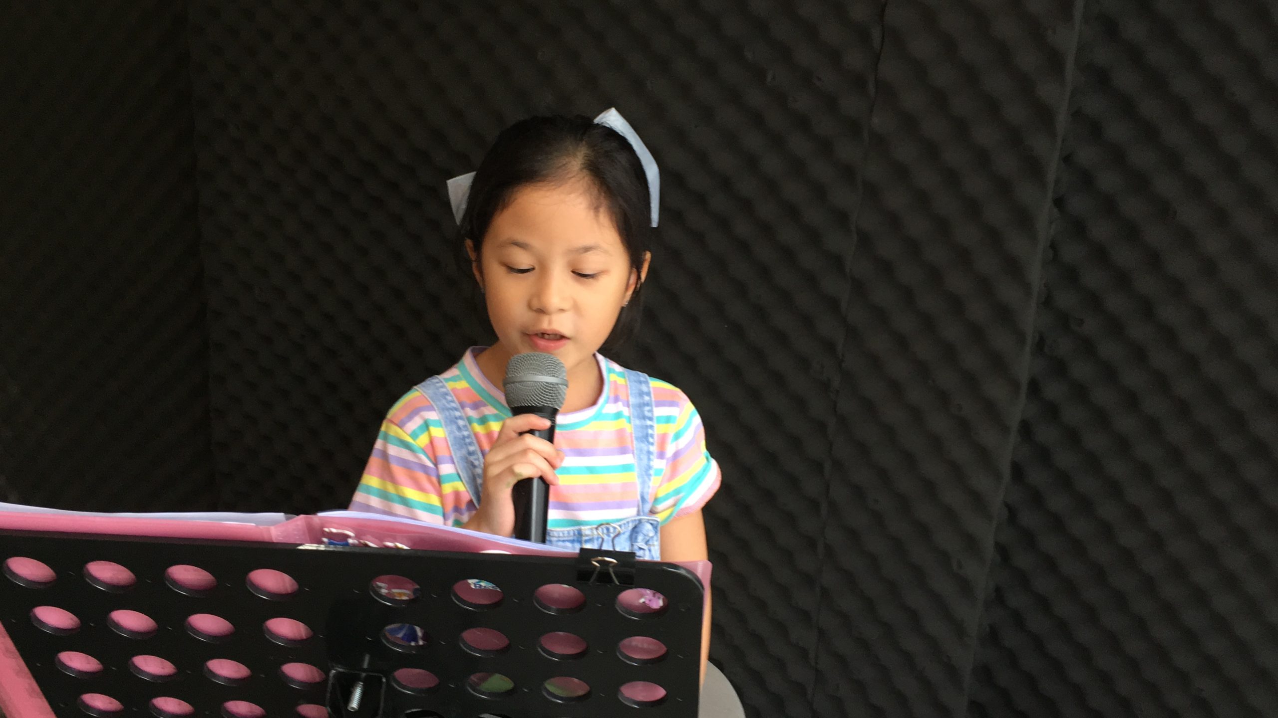 เรียนร้องเพลง