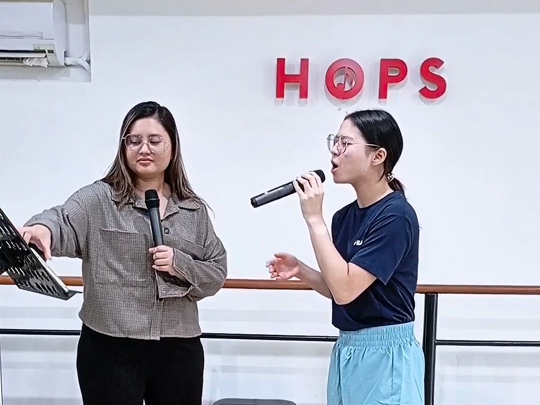 เรียนร้องเพลง